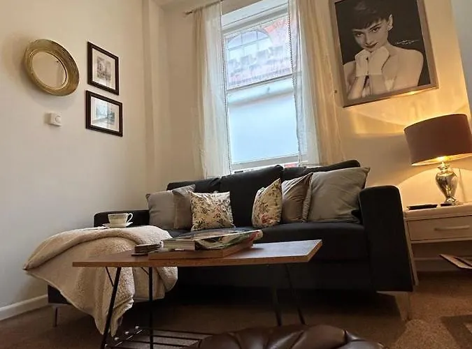 John Street Flat 2 Apartment *